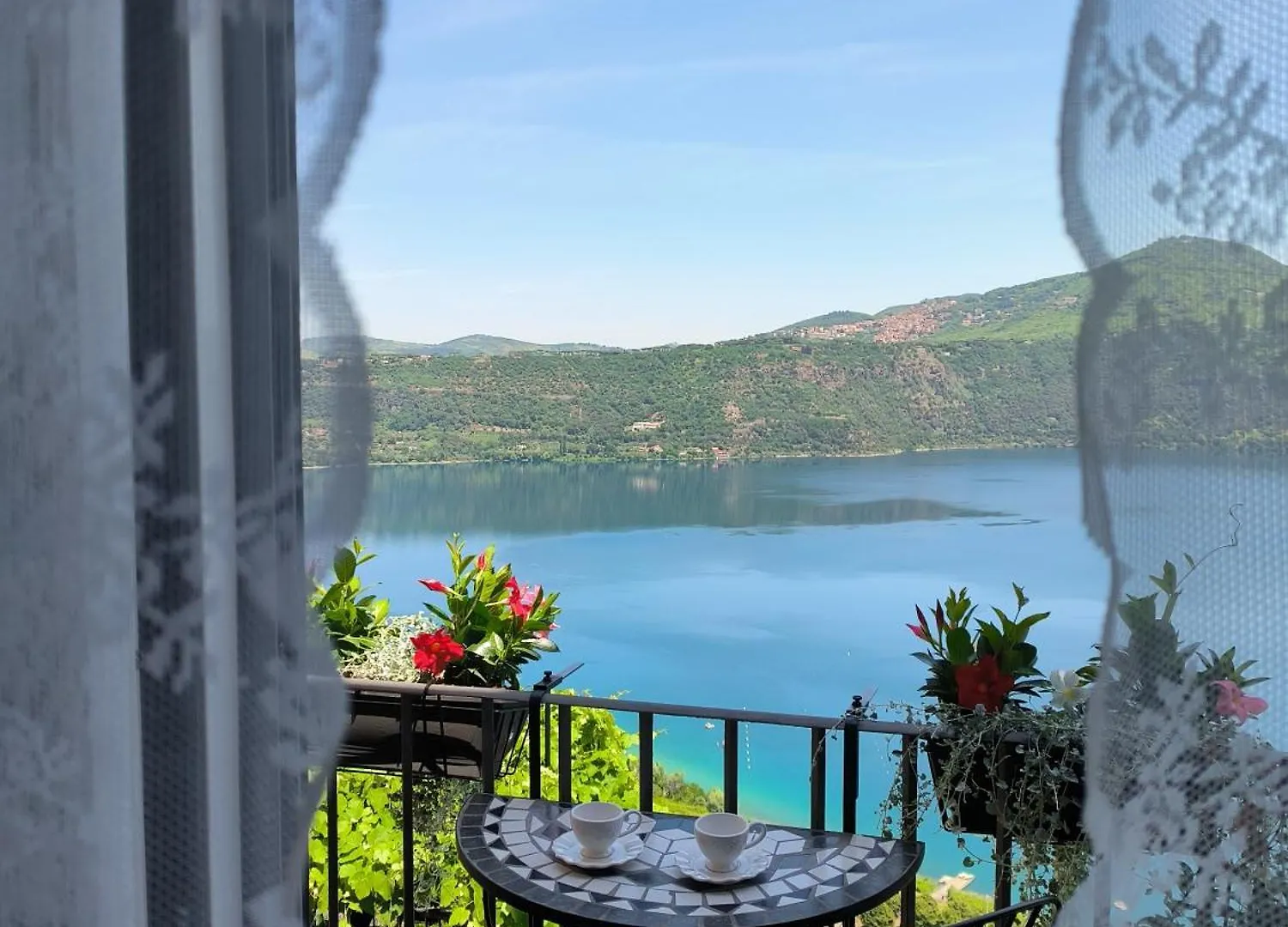 B&B Carpe Diem Vista Lago Castel Gandolfo