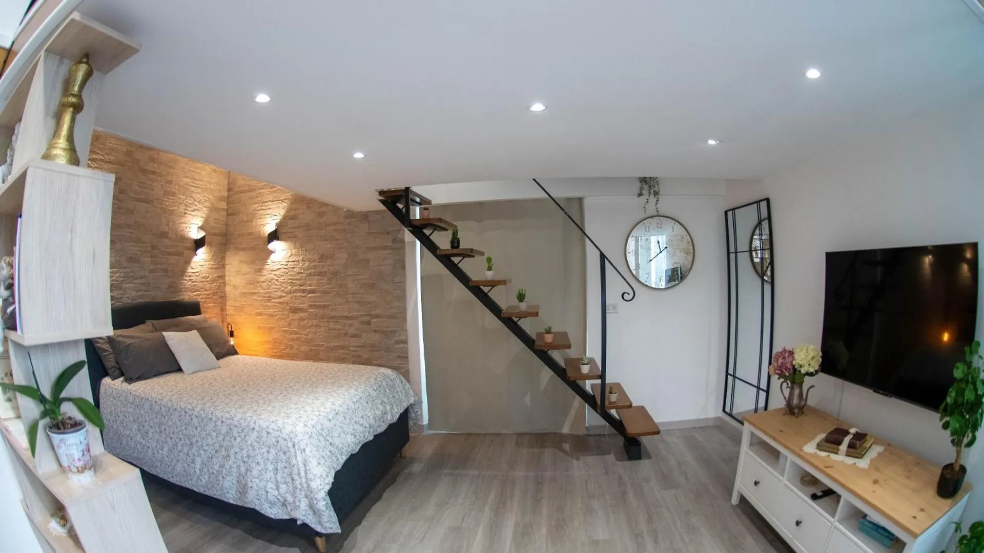 B&B Carpe Diem Vista Lago Castel Gandolfo Bed & Breakfast